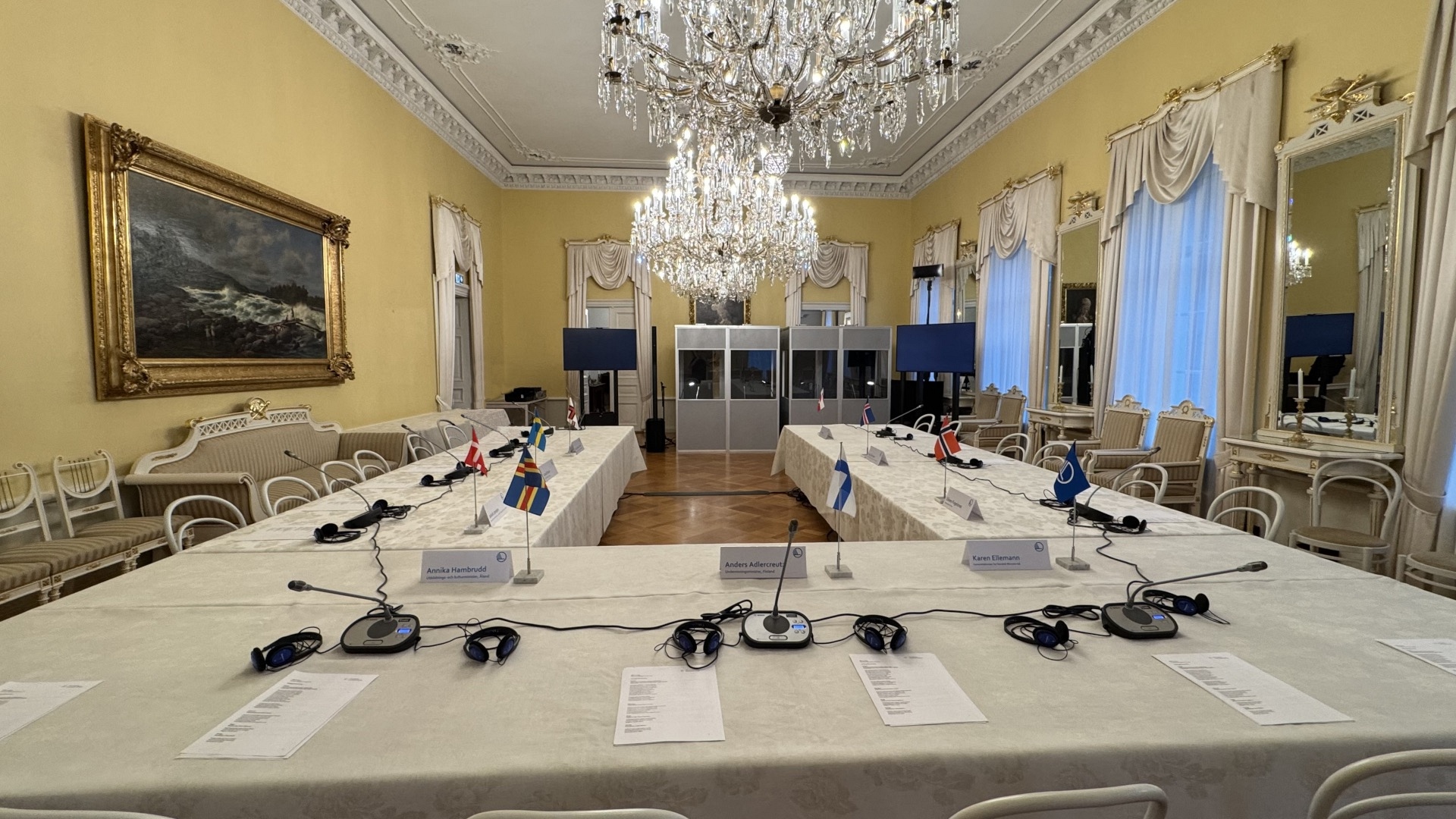 Valtioneuvoston juhlahuoneisto