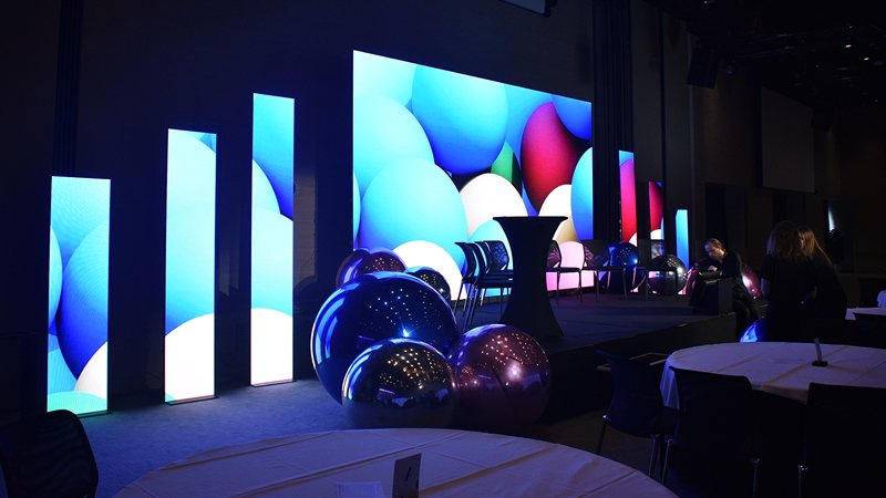 Hippotizer -mediaservereit&auml;